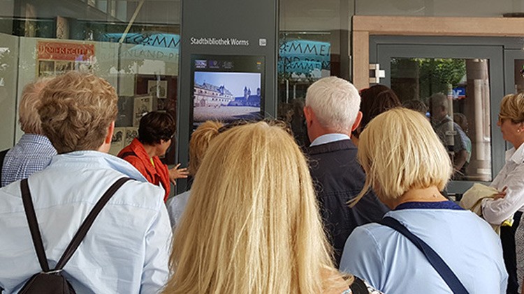 Bild-Digital-Signage-in-Aktion