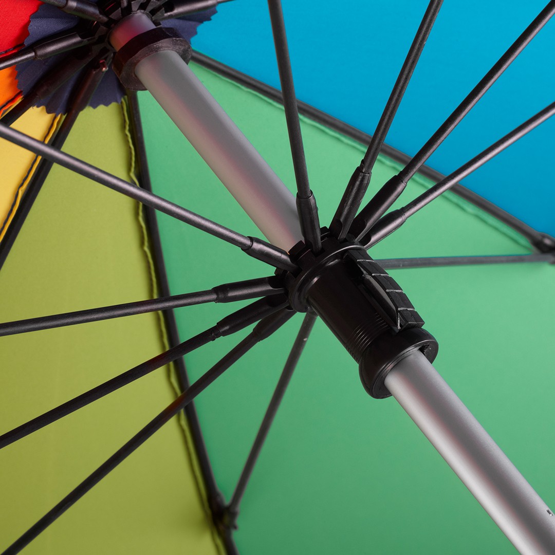 midsize-umbrella-alu-light10-colori-rainbow-4111_artfarbe_858_detail_5991.jpg