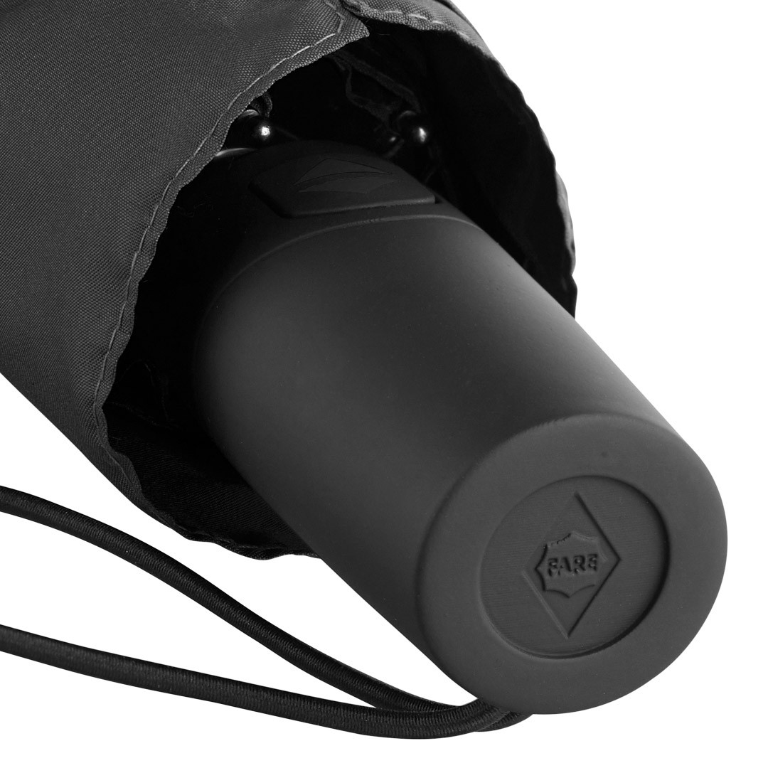 aoc-pocket-umbrella-black-5412_artfarbe_2086_detail_5919.jpg