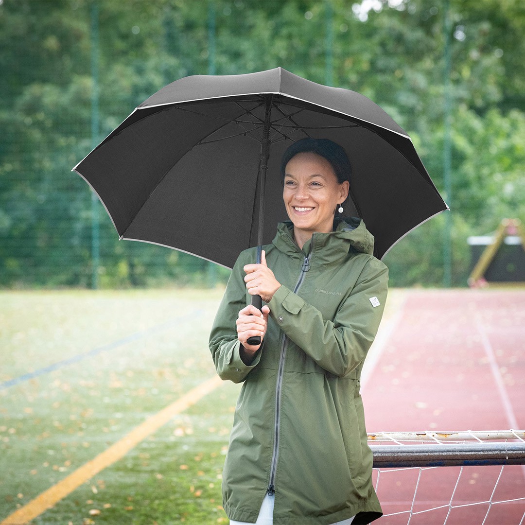 regular-umbrella-fare--ac-black-1744_artfarbe_396_detail_11091.jpg