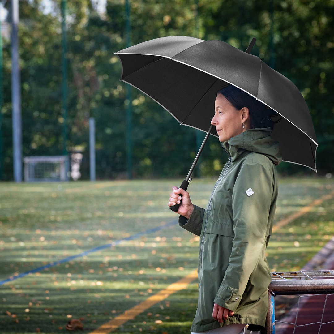 regular-umbrella-fare--ac-black-1744_artfarbe_396_detail_6602.jpg