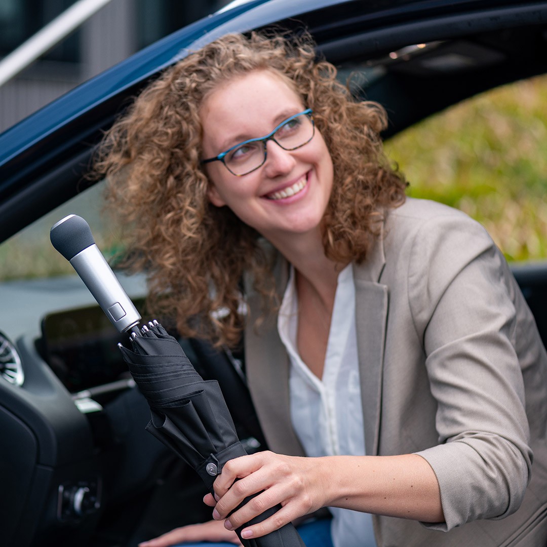 midsize-umbrella-fare--gearshift-black-4155_artfarbe_496_detail_6011.jpg