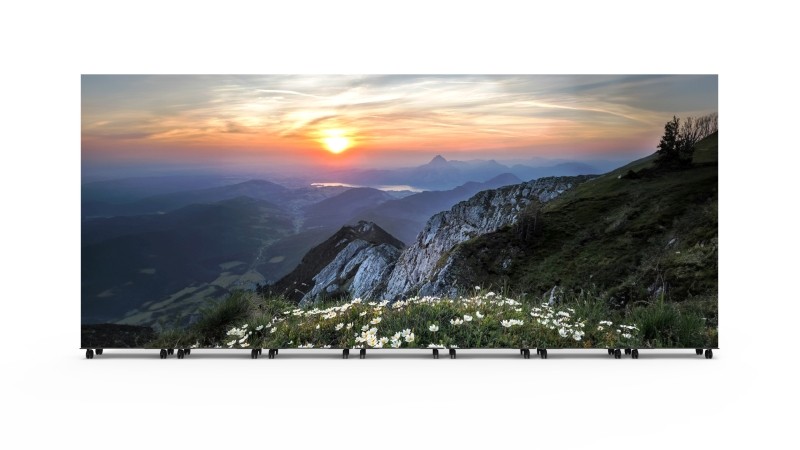 Freistehende LED-Wand mit 550 cd/m², 7 Einheiten